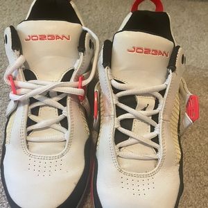 2008 Jordan’s woman’s 8.5 youth / 6.5